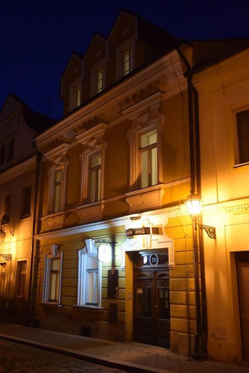 Hnizdo Snu Hotel Hradec Kralove Ngoại thất bức ảnh