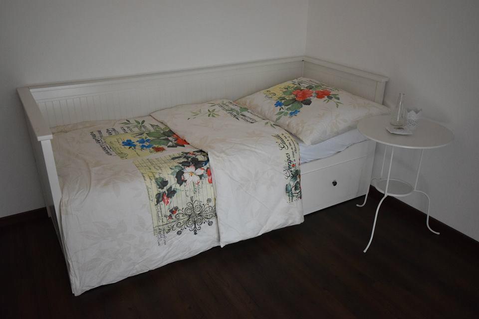 Hnizdo Snu Hotel Hradec Kralove Phòng bức ảnh