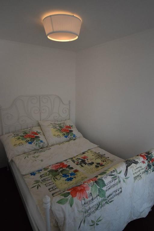 Hnizdo Snu Hotel Hradec Kralove Phòng bức ảnh